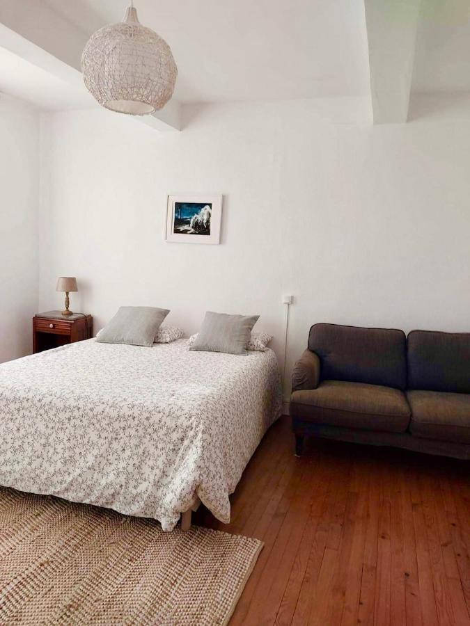 Beautiful Village House Next To Garonne River! Couladere Bagian luar foto