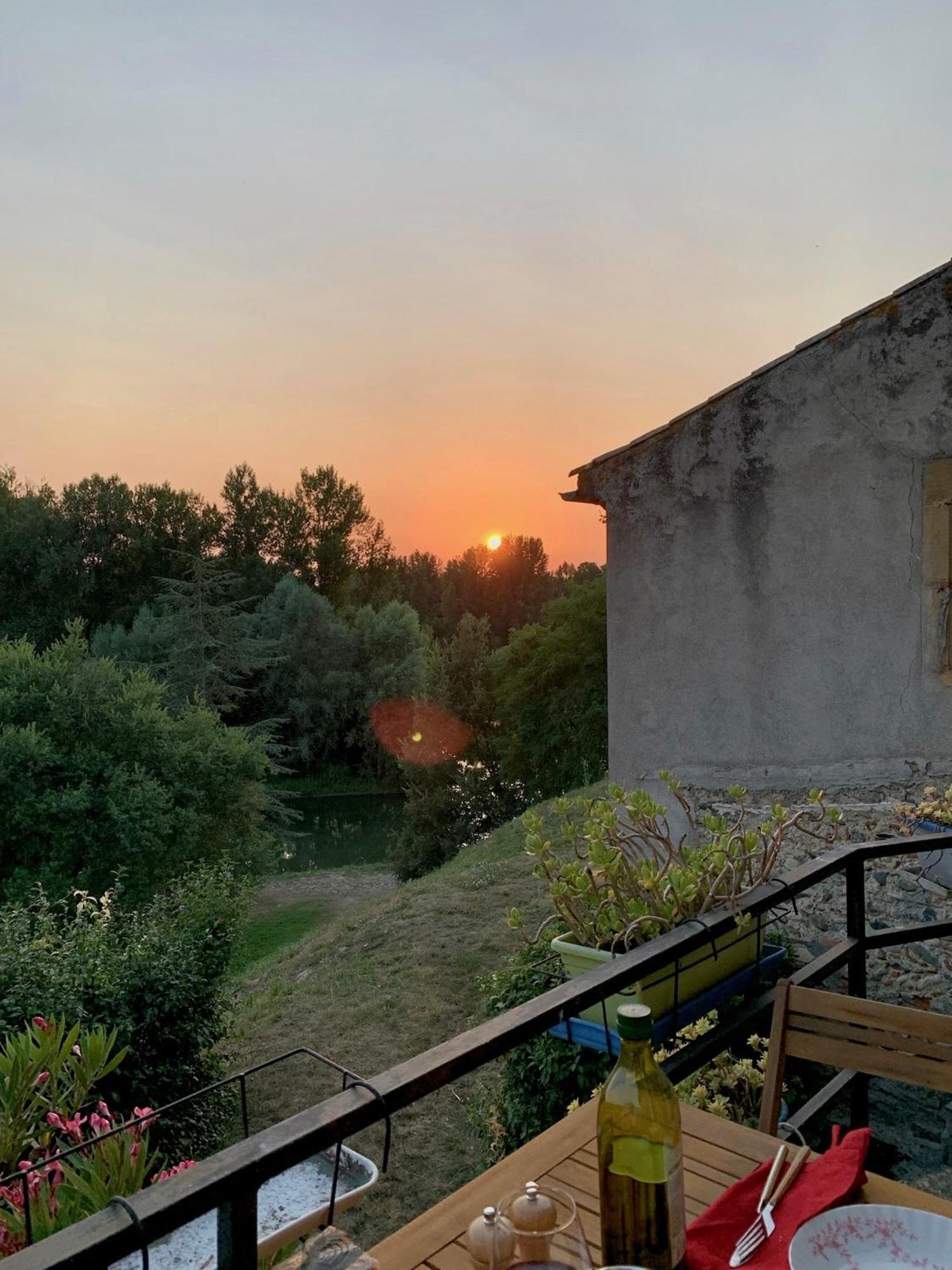 Beautiful Village House Next To Garonne River! Couladere Bagian luar foto